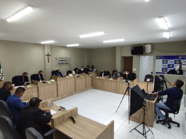 Vereadores de Conde aprovam Projeto de Lei que estabelece o reajuste do salário dos professores do Município 