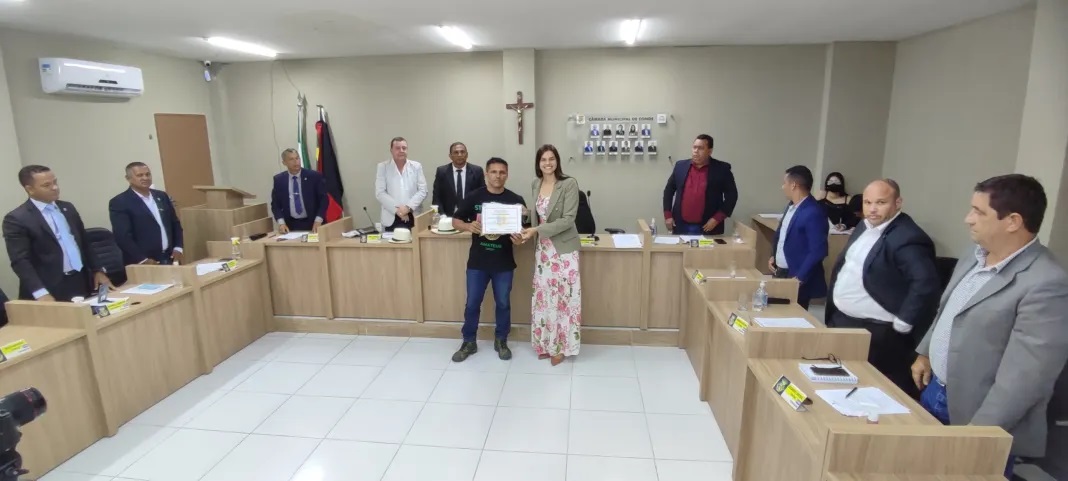 Atleta Condense de ‘StrongMan’ recebe voto de Aplauso na Câmara Municipal da cidade