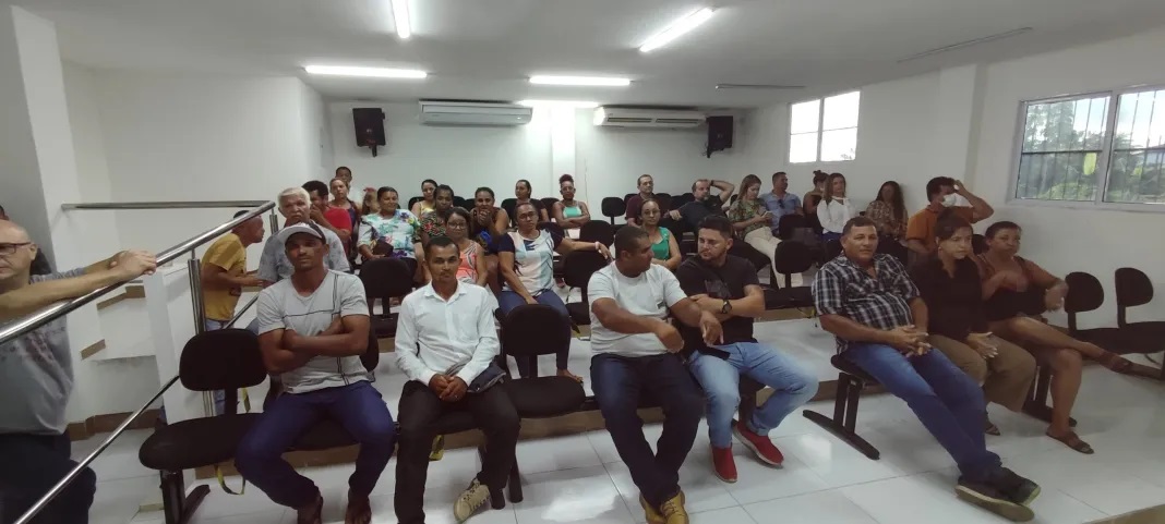 Moradores da Comunidade de Capim Açu participam de Sessão na Câmara Municipal de Conde para discutir problemas