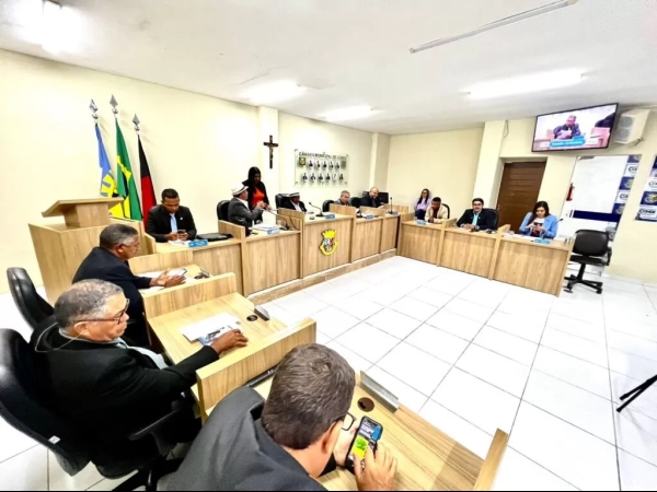 Sessão Ordinária na Câmara Municipal de Conde foca em melhorias e homenageia destaques locais