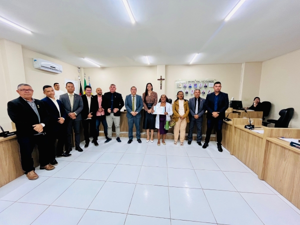 Profissional de saúde da comunidade de Mituaçú recebe voto de aplauso dos vereadores de Conde 