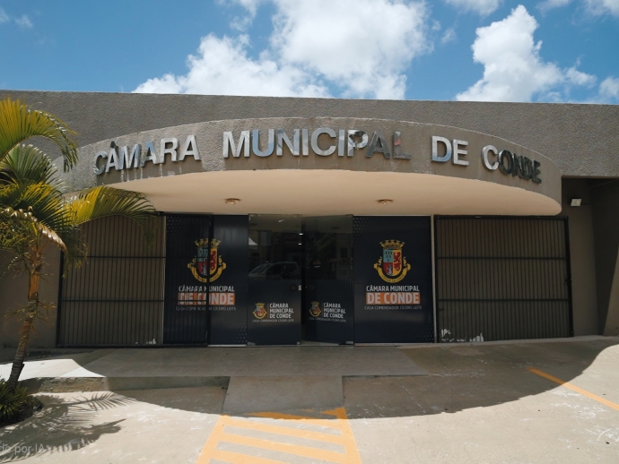 Vereadores de Conde aprovam títulos de cidadão a prefeita Karla Pimentel, vice Rogaciano Cabral e ex-gestores 