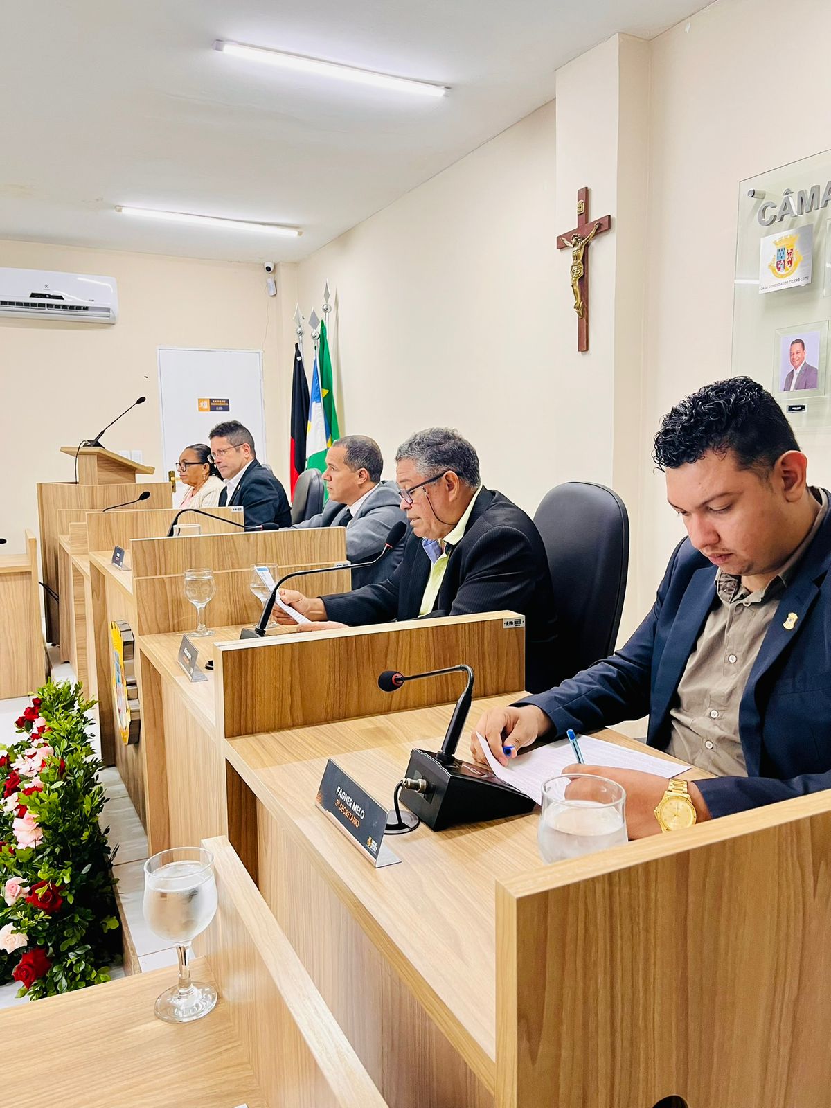 Vereadores de Conde solicitam retorno de apresentações culturais e melhorias na iluminação pública 