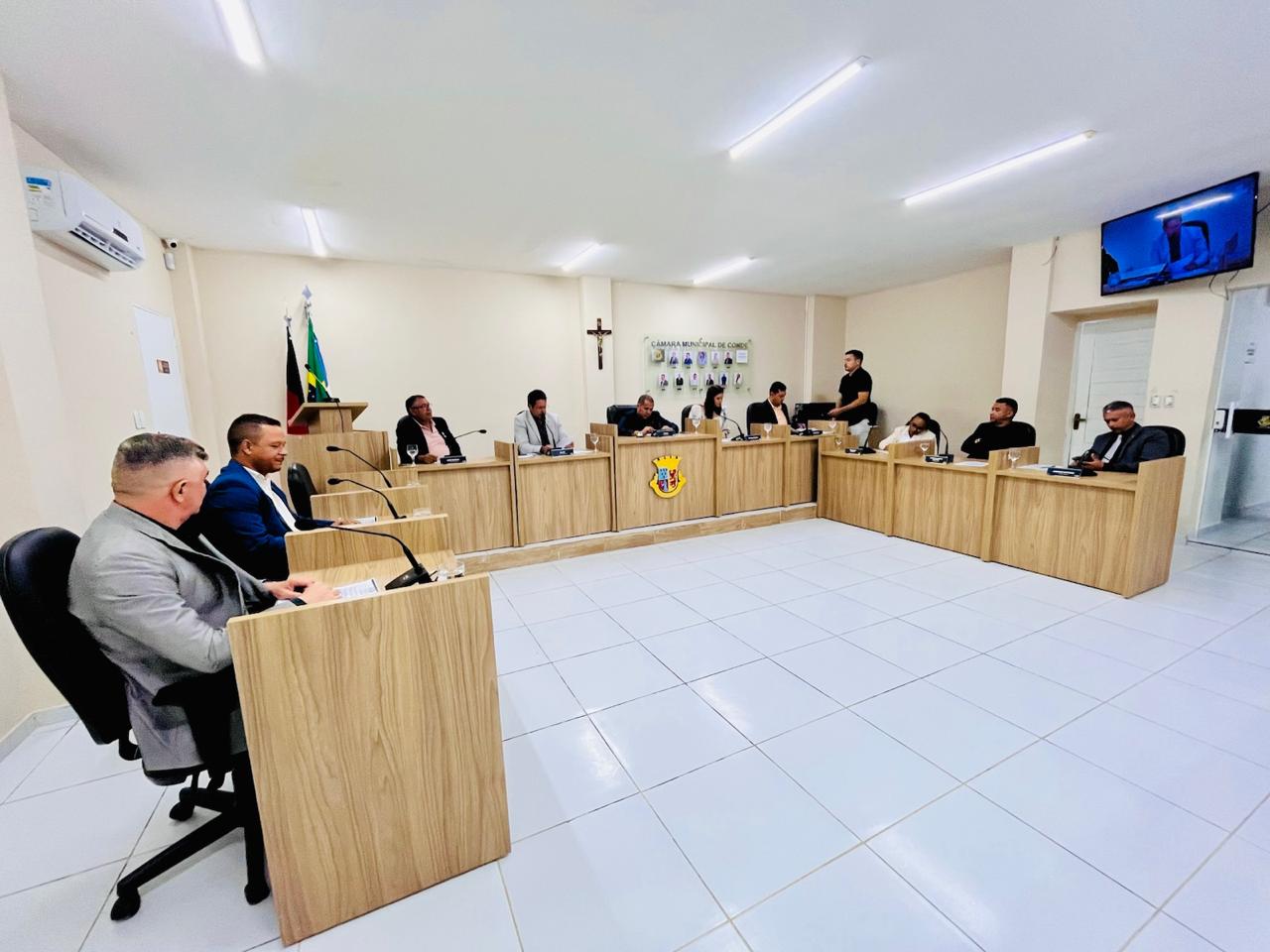 Vereadores aprovam pedidos de terraplanagem em ruas do município de Conde 