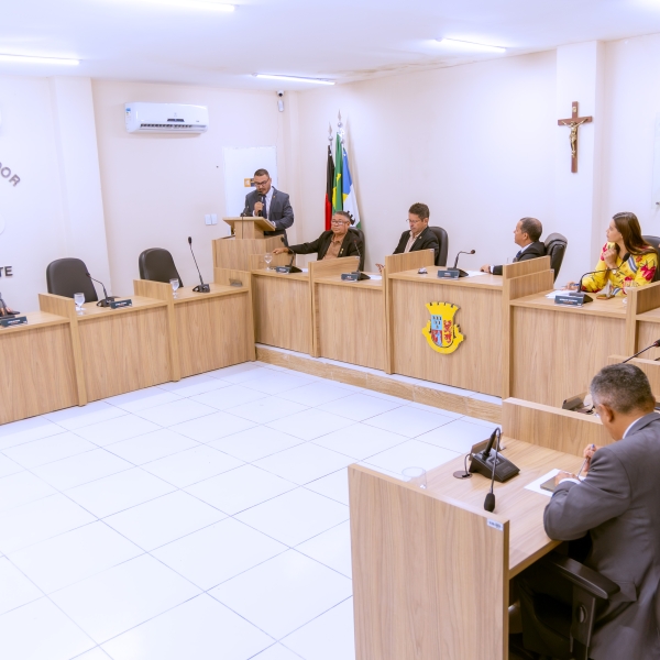 Câmara de Conde empossa vereador Augusto Fernandes durante Sessão Ordinária desta segunda-feira (27)